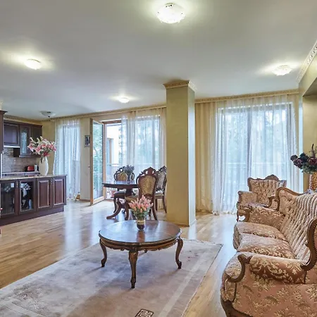 Lira 3 Apartment